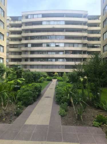 Departamento METRO MONSEÑOR EYZAGUIRRE