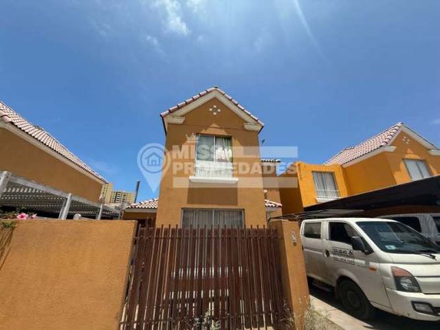 SE VENDE CASA EN SECTOR NORTE