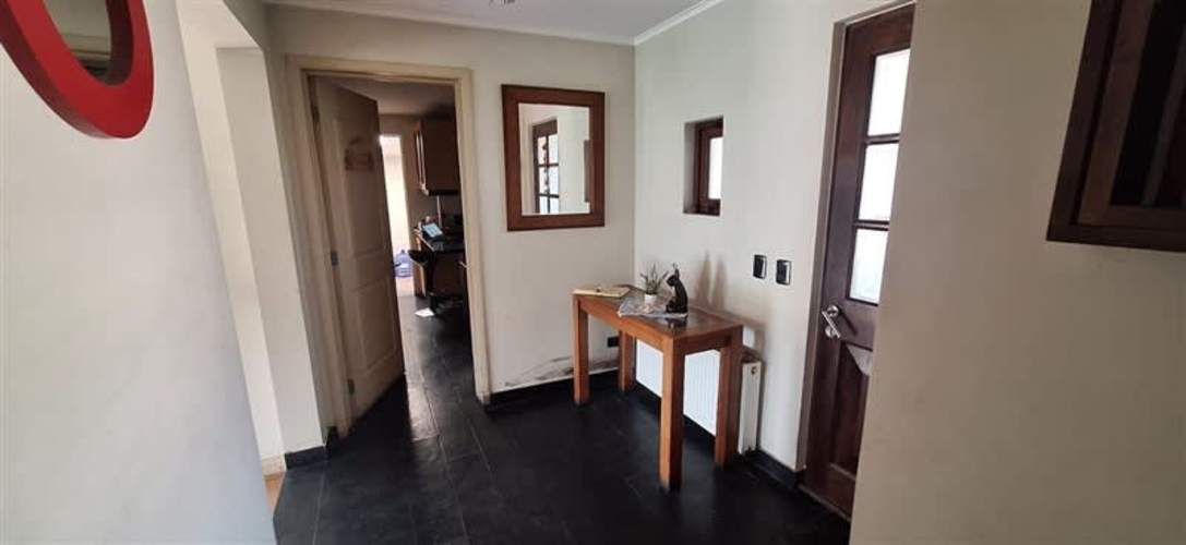 CASA PIEDRA ROJA - CHICUREO