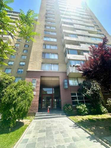 AMPLIO DPTO 3D/2B CERCA A METRO ÑUBLE