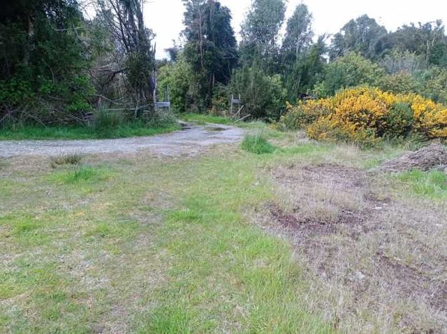 Chonchi, Nalhuitad se vende 1 hectárea colindante con Río y vista panorámica