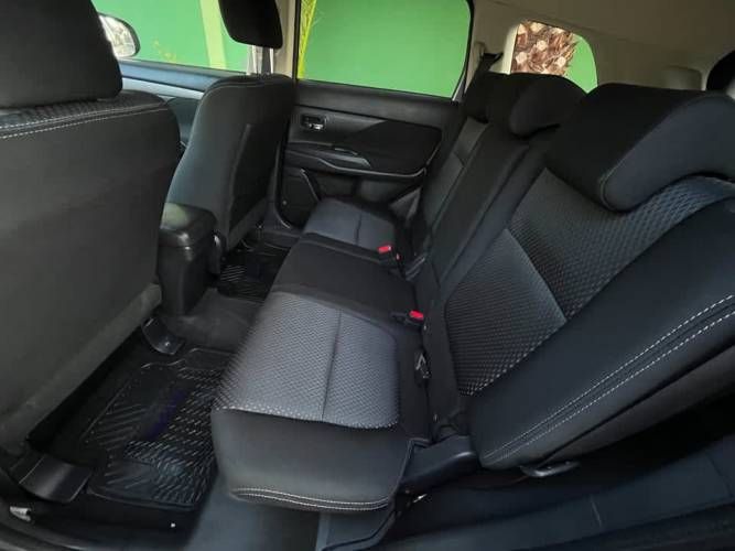 Mitsubishi Outlander 2.0 Manual