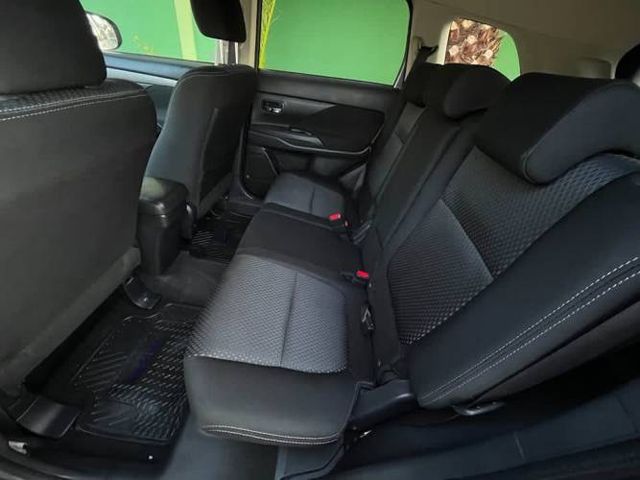 Mitsubishi Outlander 2.0 Manual