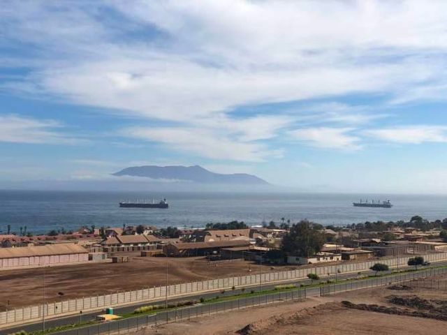 Hermoso y amplio departamento 2D 2B 2E 1B con vista al mar