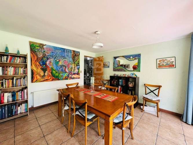 Casa estilo Chilena | Paneles Solares | Liray Chicureo