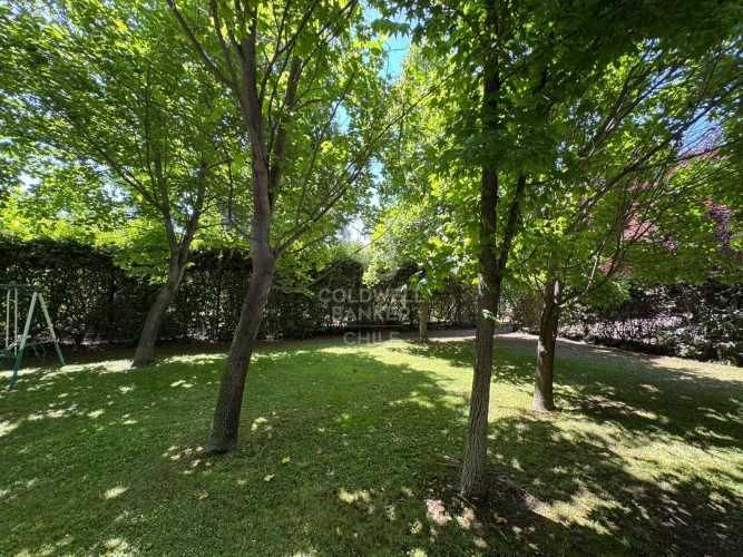 Casa estilo Chilena | Paneles Solares | Liray Chicureo