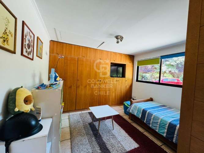 Casa estilo Chilena | Paneles Solares | Liray Chicureo