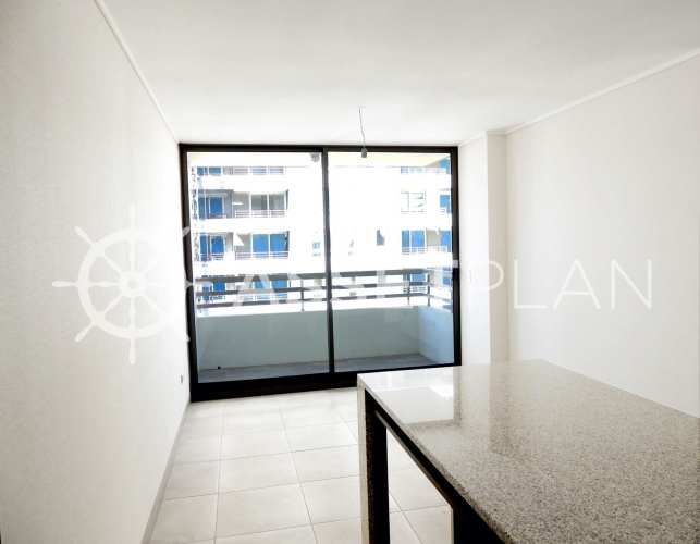 Cuarta Avenida 1175 [400-3]