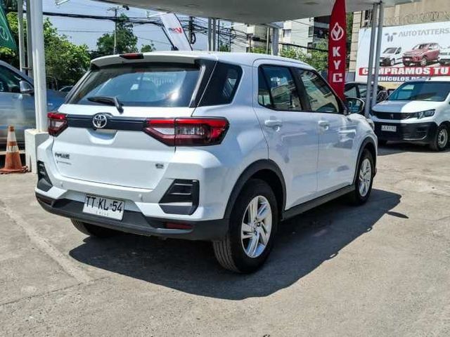 TOYOTA RAIZE 2025