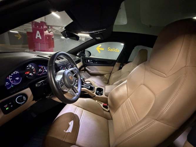 Porsche Cayenne Coupe Turbo 2023 SEMI NUEVA