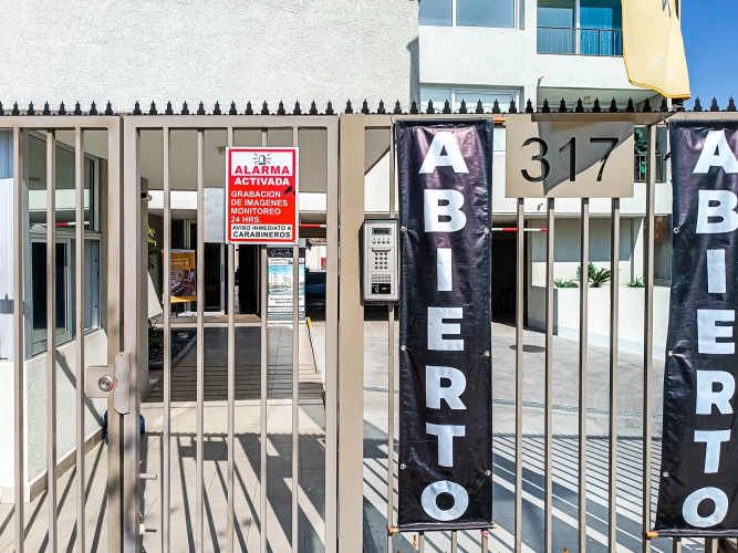 Sta. Amalia 317 (1 Est ) [2946-4]