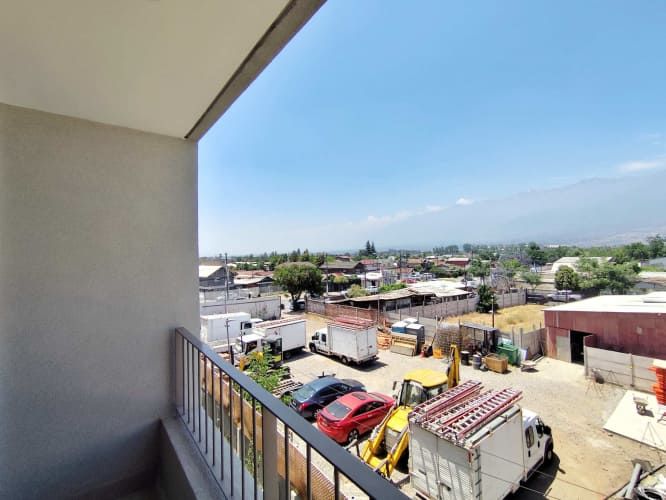 Sta. Amalia 317 (1 Est ) [2946-4]