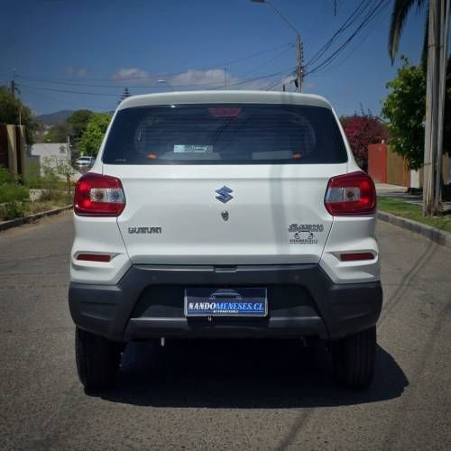 SUZUKI S-PRESSO HB 1.0 2023