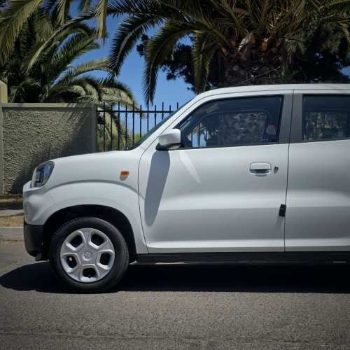 SUZUKI S-PRESSO HB 1.0 2023