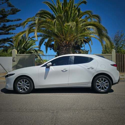 MAZDA 3 2.0 HATCHBACK MT 2023