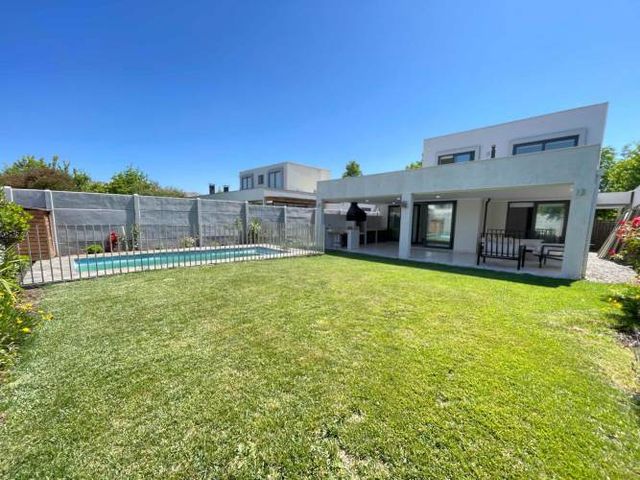 Condominio // Oportunidad (132216)