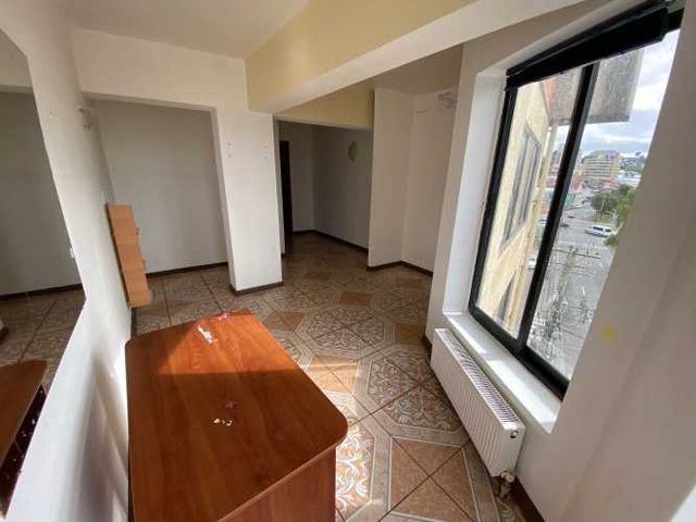 Oficina centro frente Terminal Puerto Montt