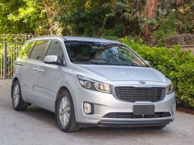 Kia Grand Carnival Ex 3.3 2015