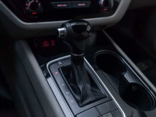 Kia Grand Carnival Ex 3.3 2015