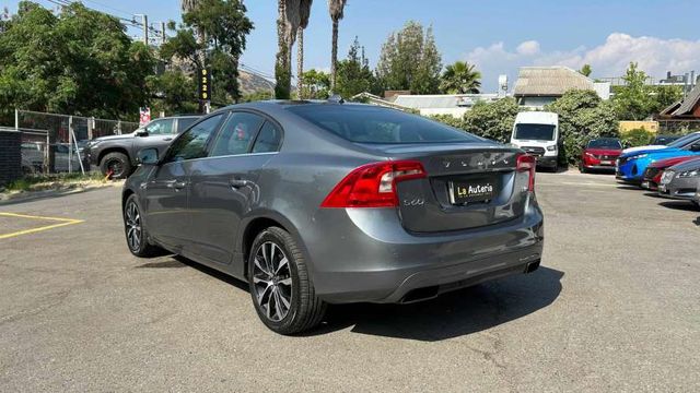 Volvo S60 D2 2.0 AUT (2018)