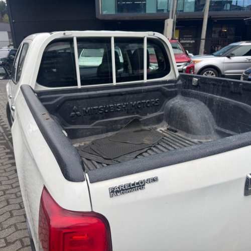 Mitsubishi L200 katana 4x4