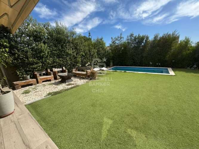 Amplia y Luminosa | CHICUREO PIEDRA ROJA