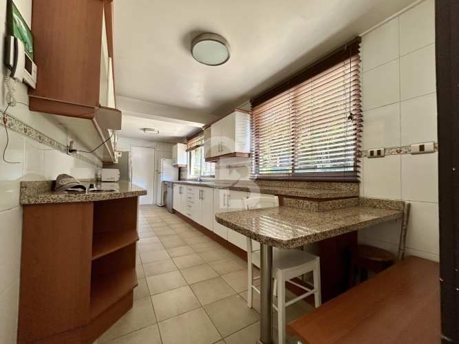 Sitio con casa en Vitacura, Lo curro