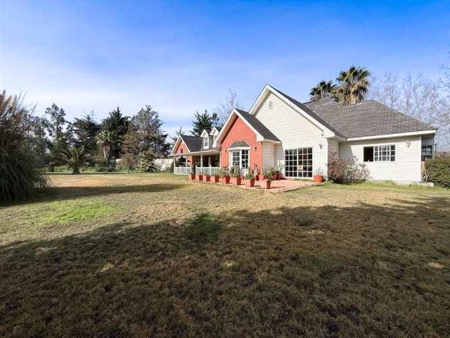 CASA condominio polo manquehue II