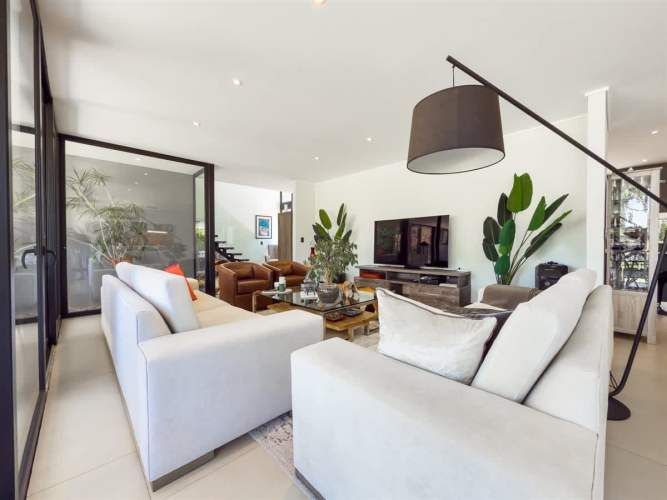 CASA las brisas de chicureo