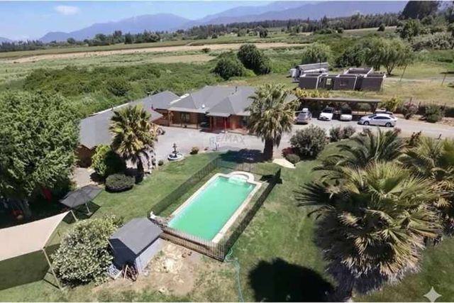 Vida tranquila y comodidad en isla de maipo