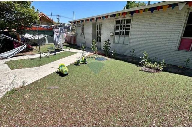 Casa en san carlos de apoquindo semi comercial