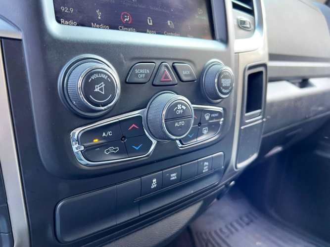 RAM 1500 3.6 SLT 4X4 2019