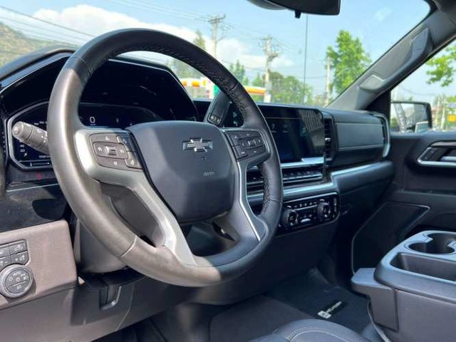 CHEVROLET SILVERADO LT TRAIL BOSS 2024