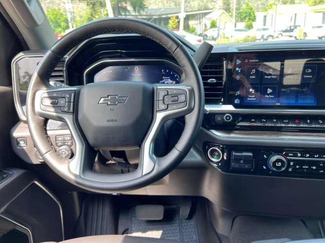 CHEVROLET SILVERADO LT TRAIL BOSS 2024