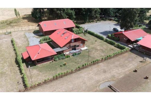 Vende 10 hect con complejo turistico- pucón