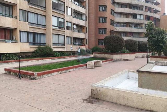 Oportunidad 2d2b cerca metro y parque de reyes