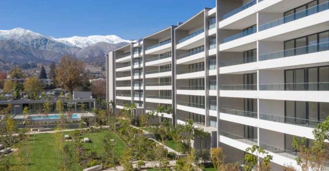 PRIMER PISO CON JARDIN PRIVADO