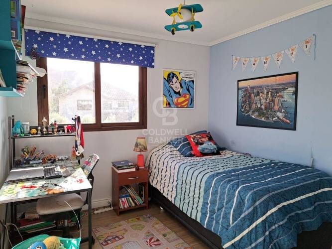 HERMOSA CASA CERCANA A COLEGIO CHICUREO-CHAMISERO