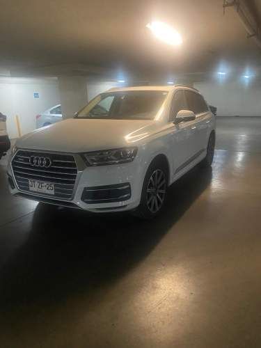 Se vende SUV AUDI Q7 año 2017