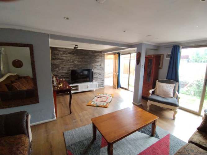 CASA 5 de Abril con Shneider