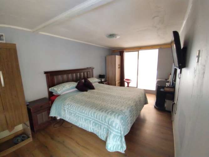 CASA 5 de Abril con Shneider