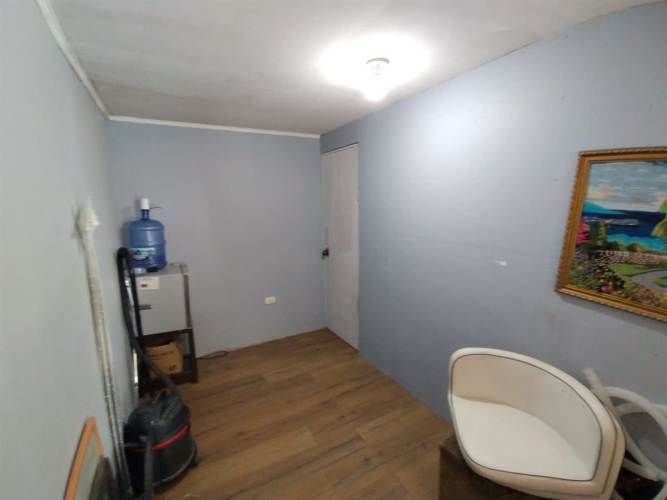 CASA 5 de Abril con Shneider