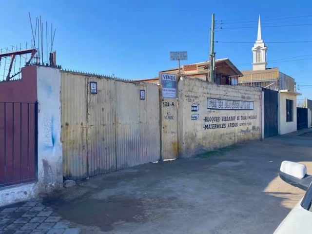 Terreno en calle principal en sector San Juan Coquimbo.