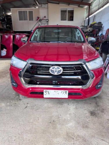 Toyota hilux Sr 2.8 2023