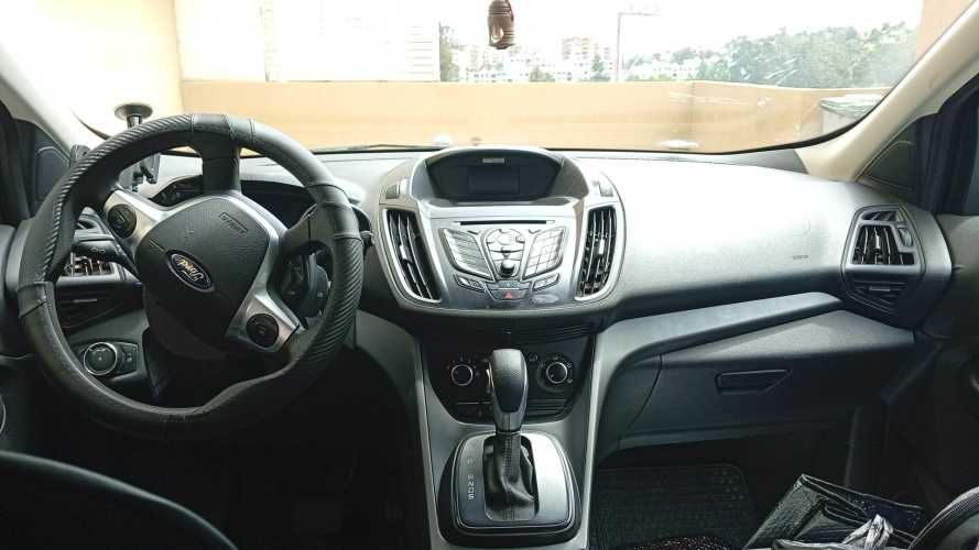 FORD ESCAPE 2.5 año 2014
