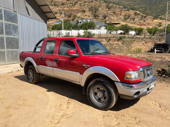 CAMIONETA FORD RANGER DIESEL XLT D/C EXCELENTE ESTADO