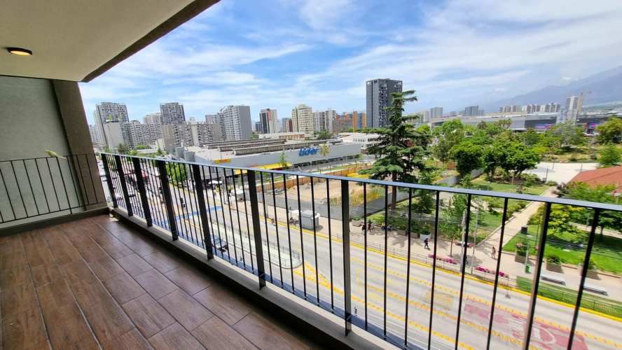 Av. Vicuña Mackenna Poniente con Serafín Zamora