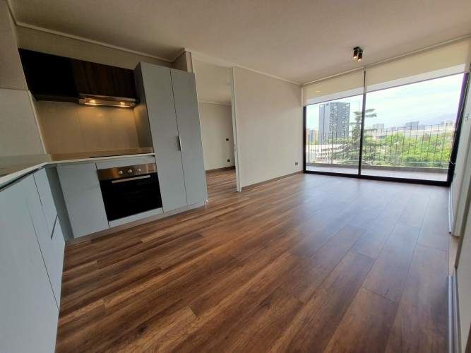 Av. Vicuña Mackenna Poniente con Serafín Zamora