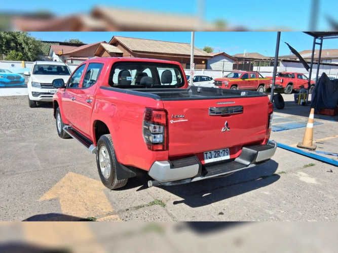 MITSUBISHI L200 2024