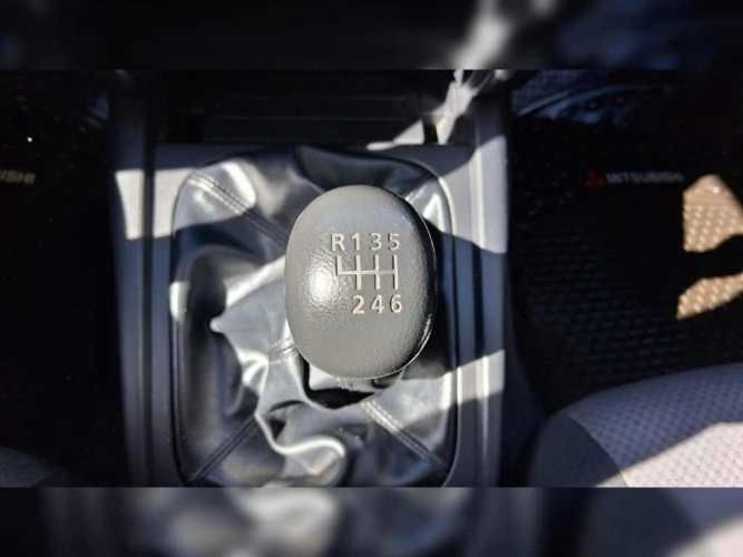 MITSUBISHI L200 2024